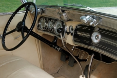 auburn-coupe-interior